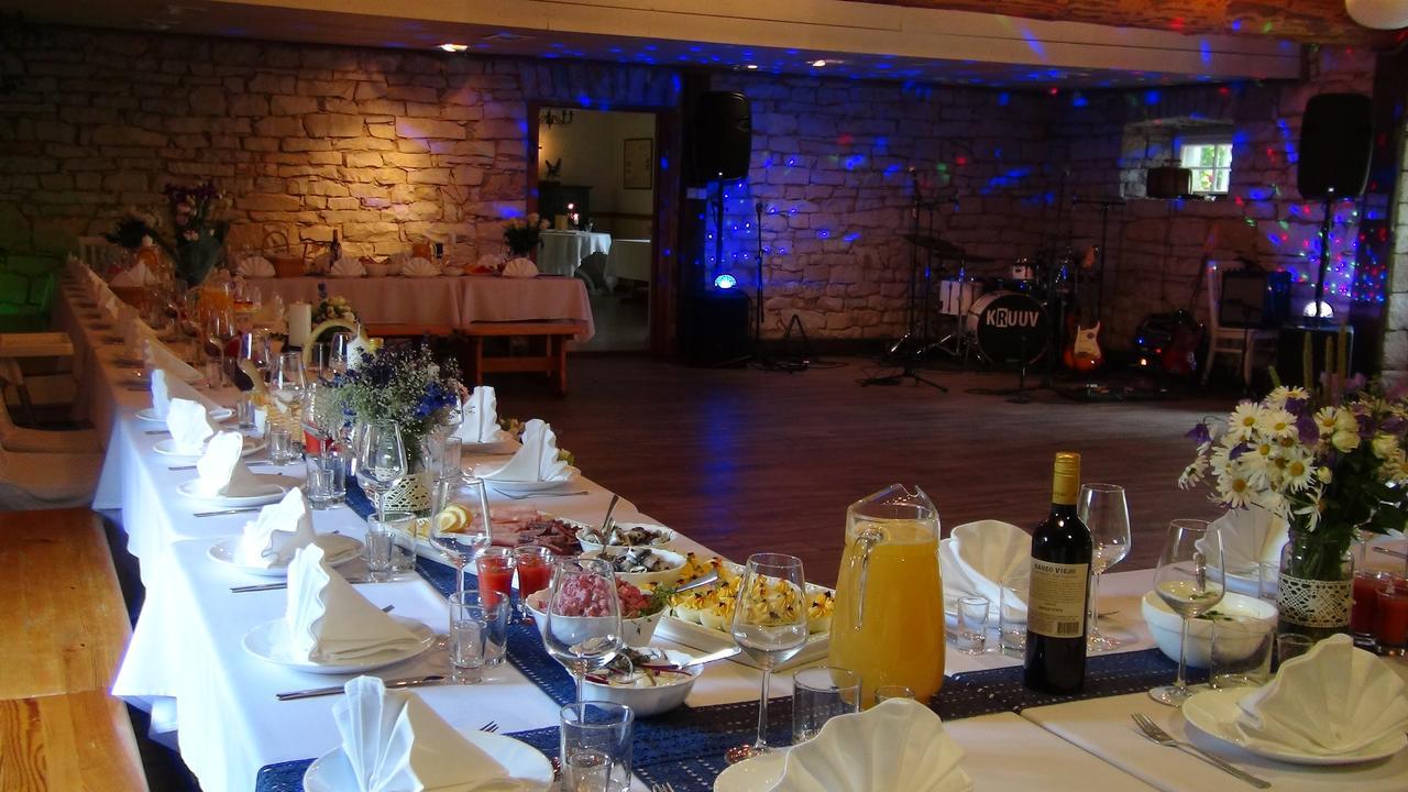 Vanatoa Farmhotel Koguva Exteriör bild